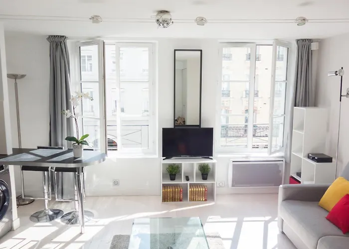 Modern And Bright Bastille Le Marais Apartmán *