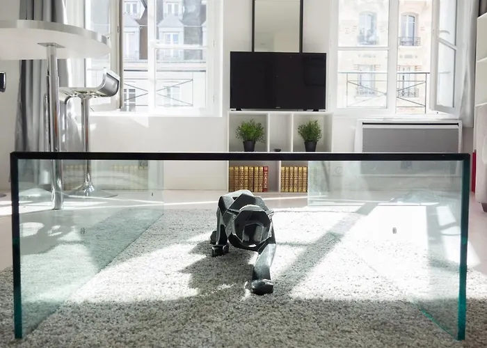 Modern And Bright Bastille Le Marais Paryż